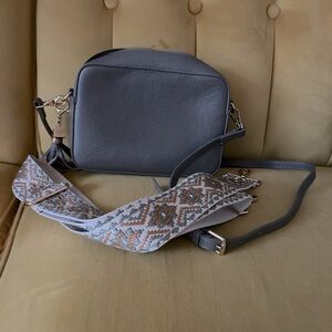 Pom Pom London Crossbody with extra strap!